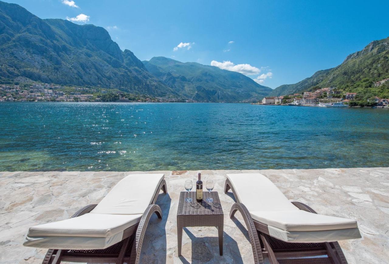 Seafront Apartment Kotor Exteriér fotografie